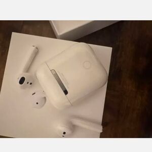 Wireless Earbuds with Charging Case